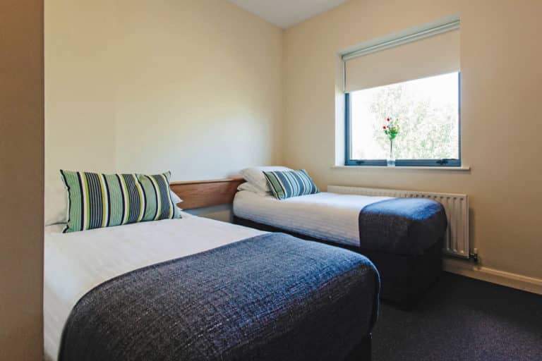 DCU Rooms Glasnevin bright College Park twin room